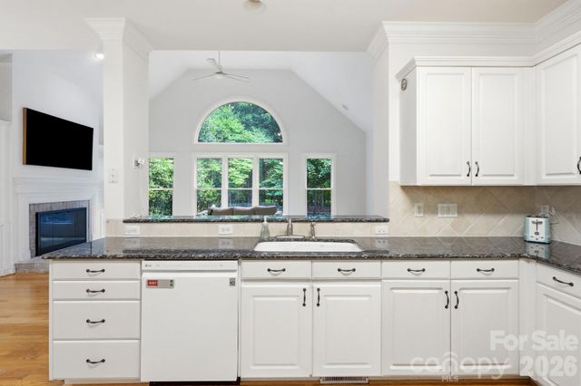 13101 Darby Chase Drive, Charlotte, NC 28277