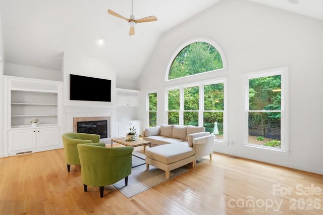 13101 Darby Chase Drive, Charlotte, NC 28277