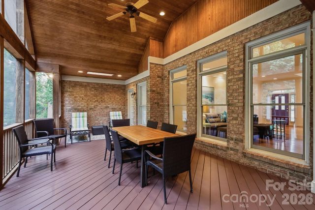 13101 Darby Chase Drive, Charlotte, NC 28277