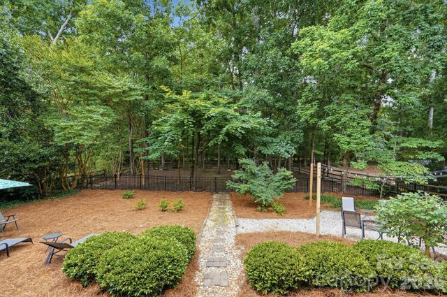 13101 Darby Chase Drive, Charlotte, NC 28277