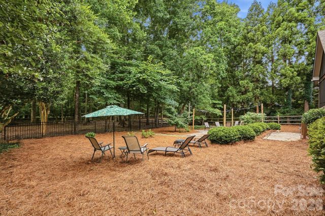 13101 Darby Chase Drive, Charlotte, NC 28277