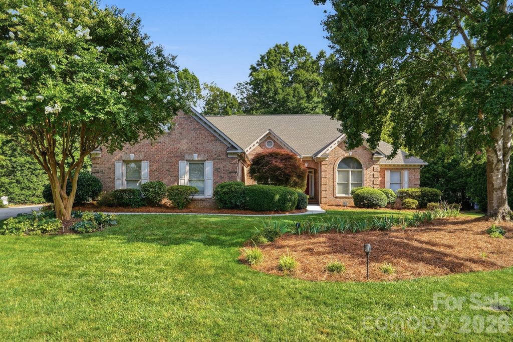 13101 Darby Chase Drive, Charlotte, NC 28277