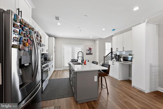 321 CHESTNUT ST, Collegeville, PA 19426