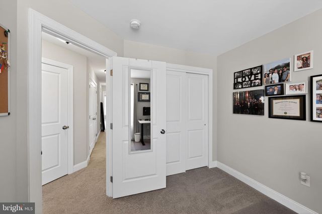 321 CHESTNUT ST, Collegeville, PA 19426