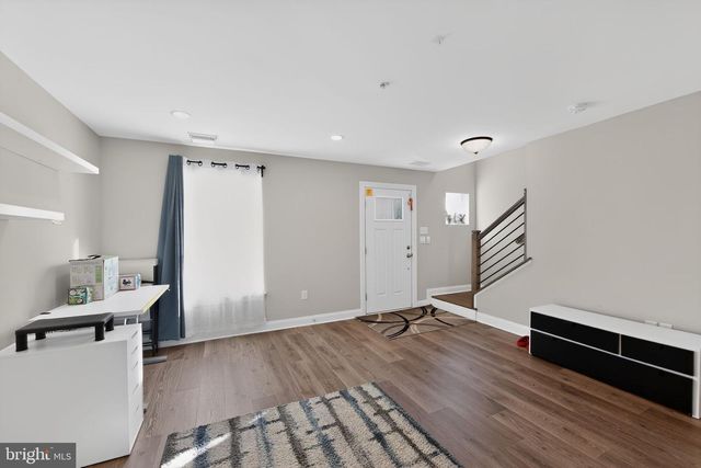 321 CHESTNUT ST, Collegeville, PA 19426