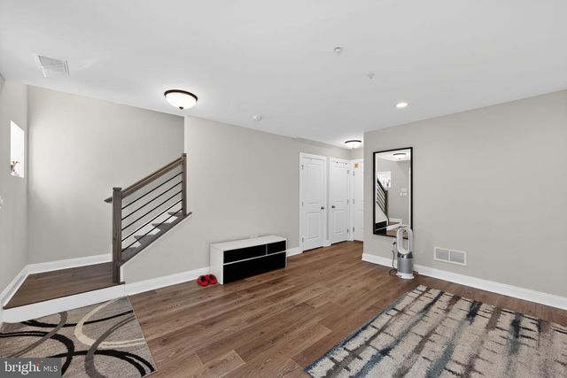 321 CHESTNUT ST, Collegeville, PA 19426