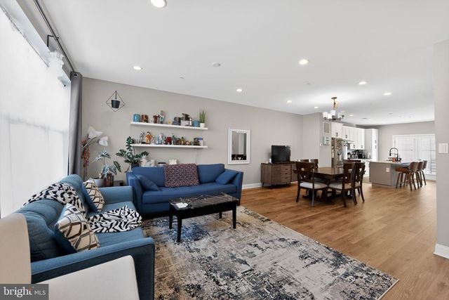 321 CHESTNUT ST, Collegeville, PA 19426