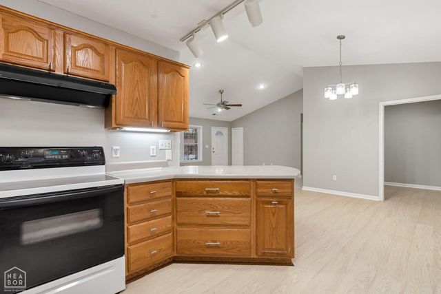 201 S 15th Avenue, Paragould, AR 72450