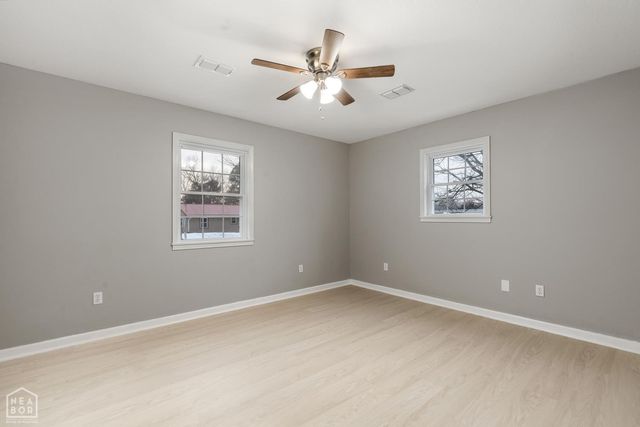 201 S 15th Avenue, Paragould, AR 72450