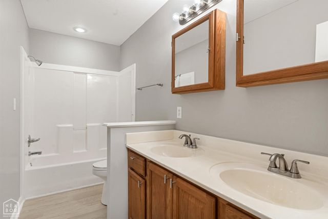 201 S 15th Avenue, Paragould, AR 72450