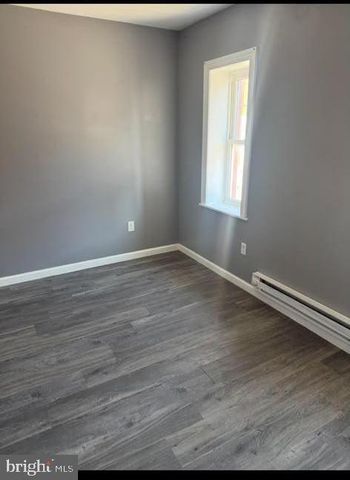 412 E ALLEGHENY AVE, Philadelphia, PA 19134