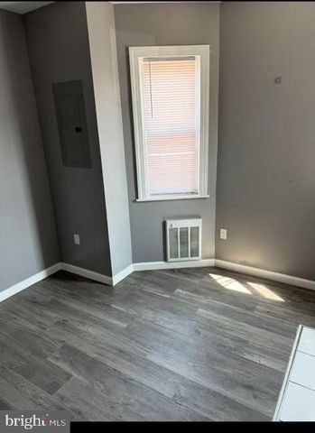 412 E ALLEGHENY AVE, Philadelphia, PA 19134