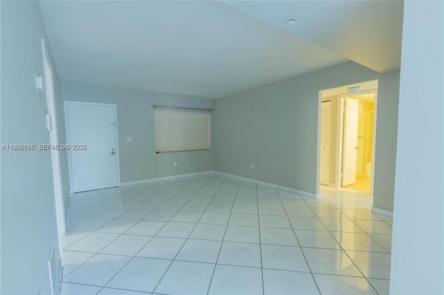 8700 SW 133rd Ave Rd 223, Miami, FL 33183