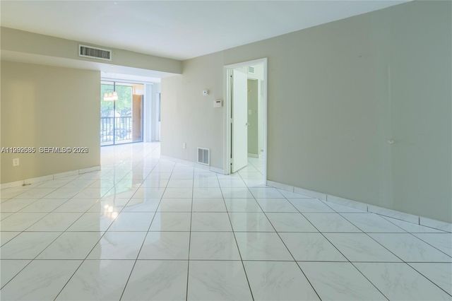 8700 SW 133rd Ave Rd 223, Miami, FL 33183