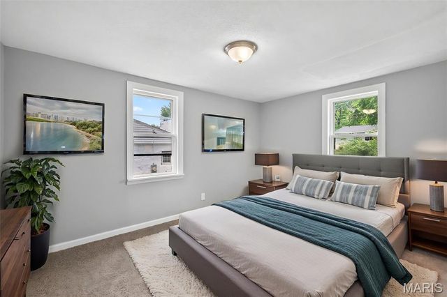 9386 Golden Gate Road, St Louis, MO 63144