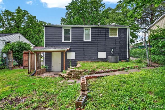 9386 Golden Gate Road, St Louis, MO 63144