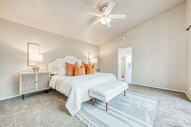 1876 Cougar Lane, Clovis, CA 93611