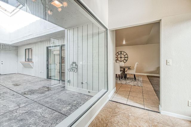 1876 Cougar Lane, Clovis, CA 93611