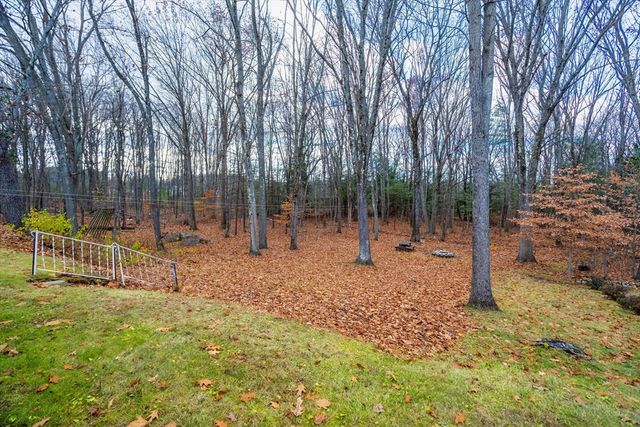 199 Barthel Ave, Gardner, MA 01440