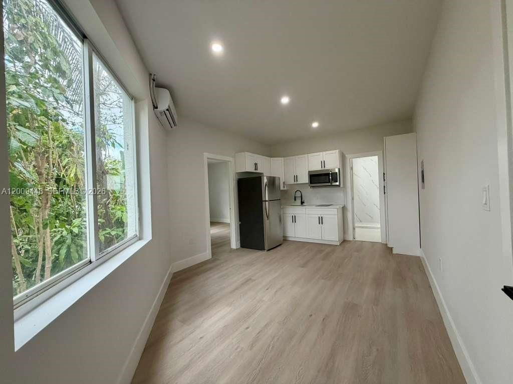 2425 SW 6th St 5, Miami, FL 33135