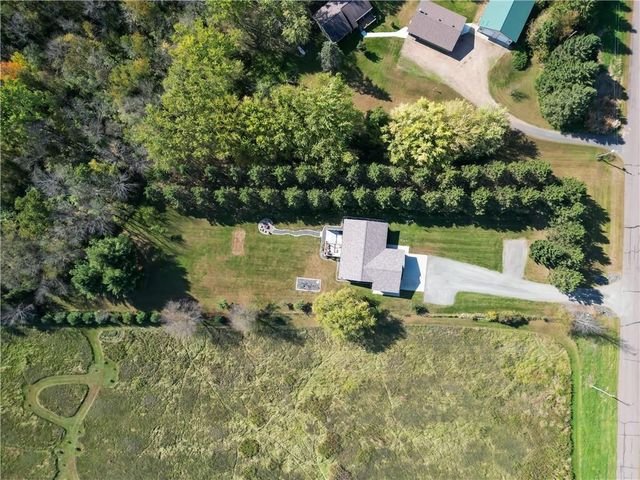 21407 102nd Avenue, Cadott, WI 54727