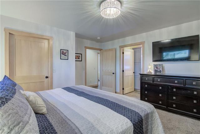 21407 102nd Avenue, Cadott, WI 54727