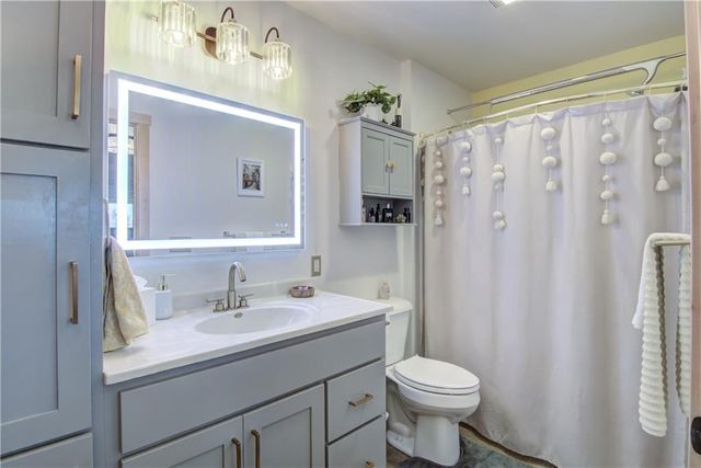 21407 102nd Avenue, Cadott, WI 54727