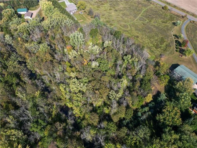 21407 102nd Avenue, Cadott, WI 54727