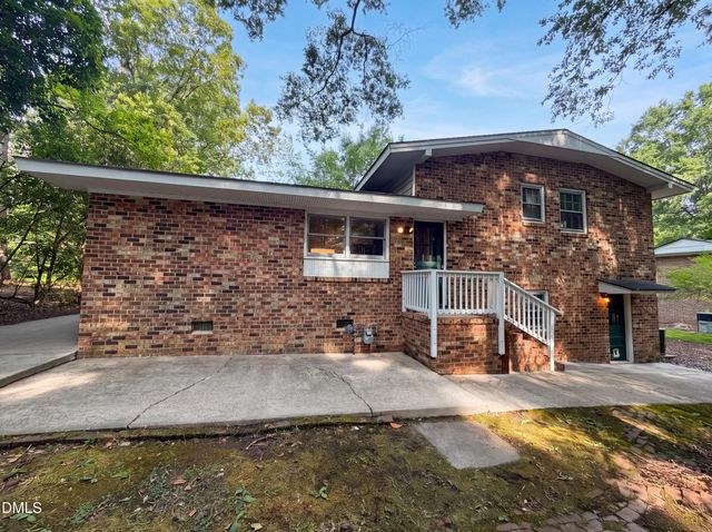 917 Hillview Drive, Cary, NC 27511