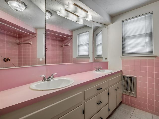 5000 NW 61st Street, Oklahoma City, OK 73122