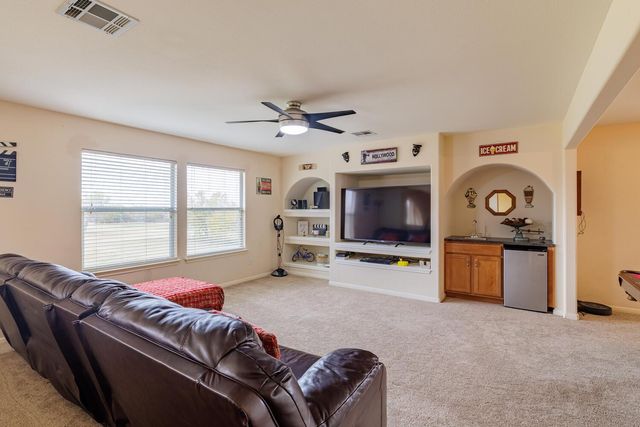 3840 Harvey Penick DR, Round Rock, TX 78664