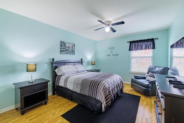 3840 Harvey Penick DR, Round Rock, TX 78664