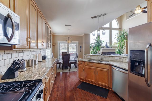 3840 Harvey Penick DR, Round Rock, TX 78664