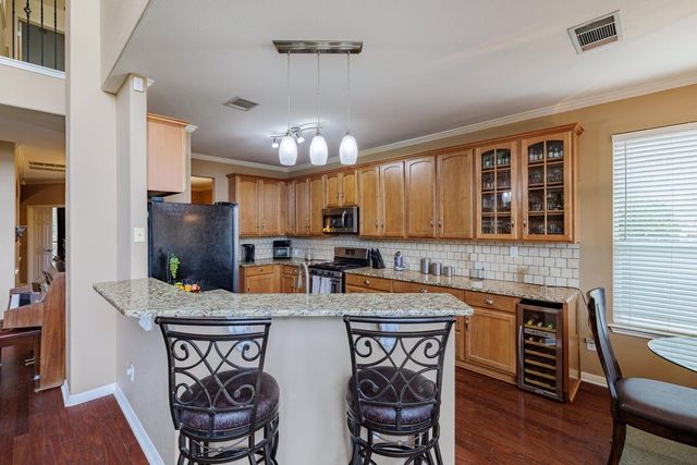 3840 Harvey Penick DR, Round Rock, TX 78664