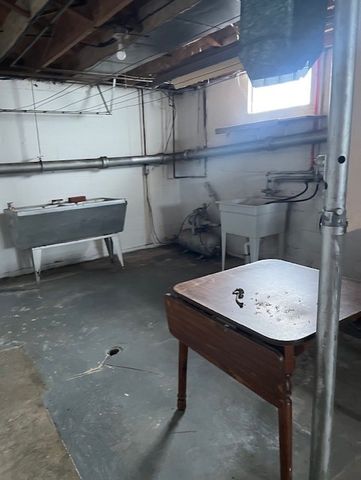 4608 Manchester Road, Middletown, OH 45042