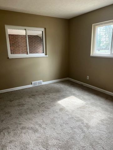 4608 Manchester Road, Middletown, OH 45042