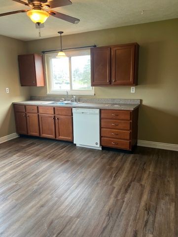 4608 Manchester Road, Middletown, OH 45042