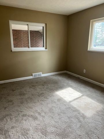 4608 Manchester Road, Middletown, OH 45042