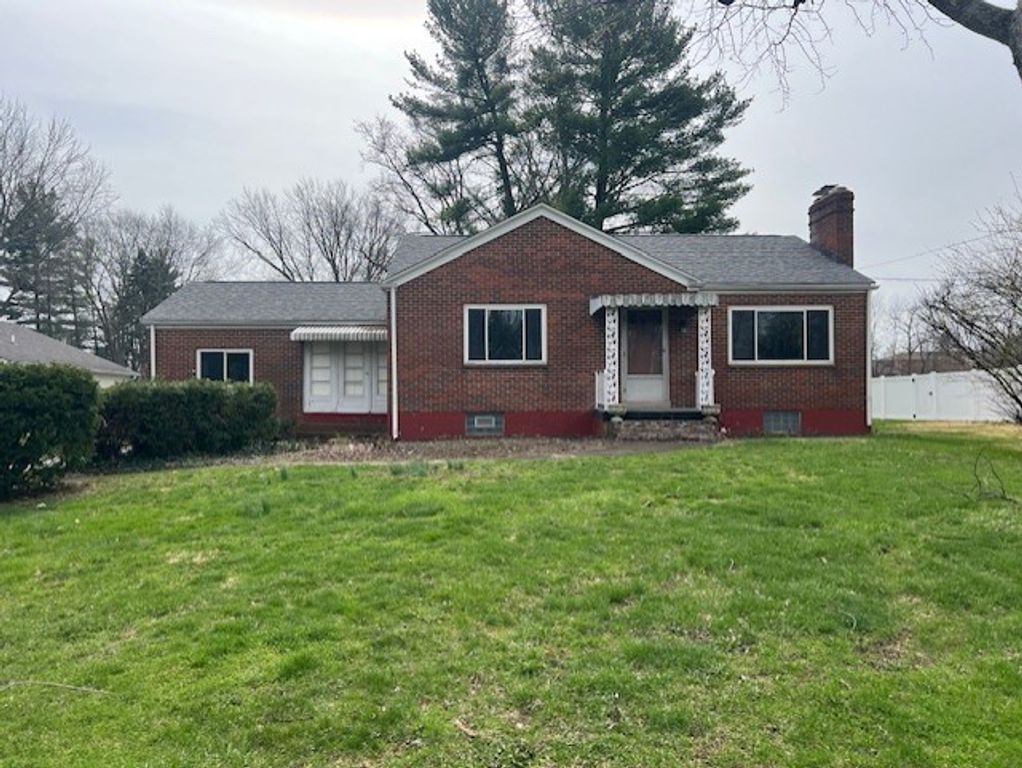 4608 Manchester Road, Middletown, OH 45042