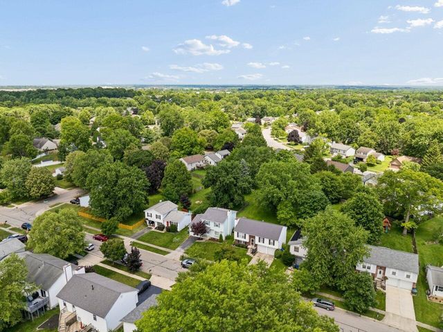 7768 Kiowa Way, Worthington, OH 43085