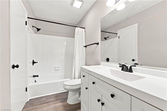 2404 Dulaire Road, Greensboro, NC 27407