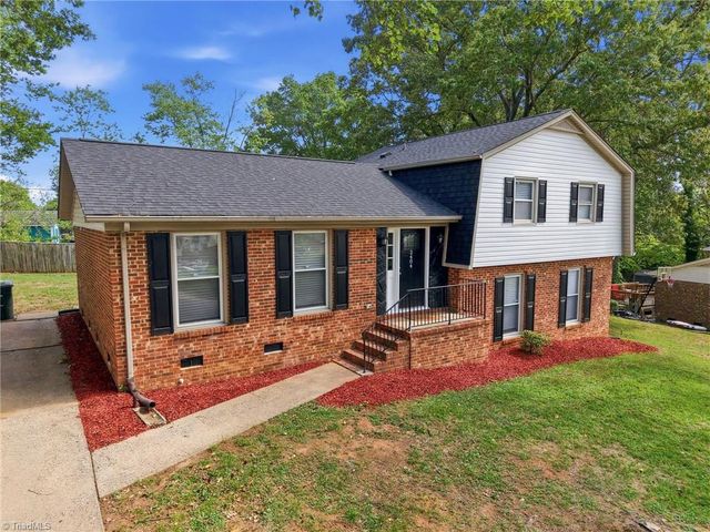 2404 Dulaire Road, Greensboro, NC 27407