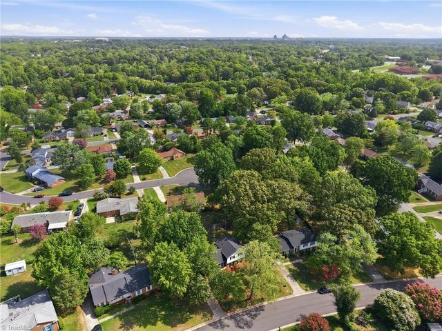 2404 Dulaire Road, Greensboro, NC 27407