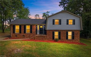 2404 Dulaire Road, Greensboro, NC 27407