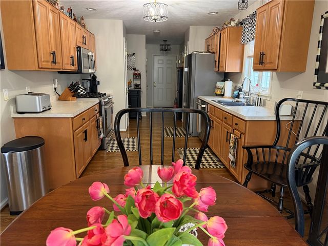 151 Stewart Place, Canandaigua City, NY 14424