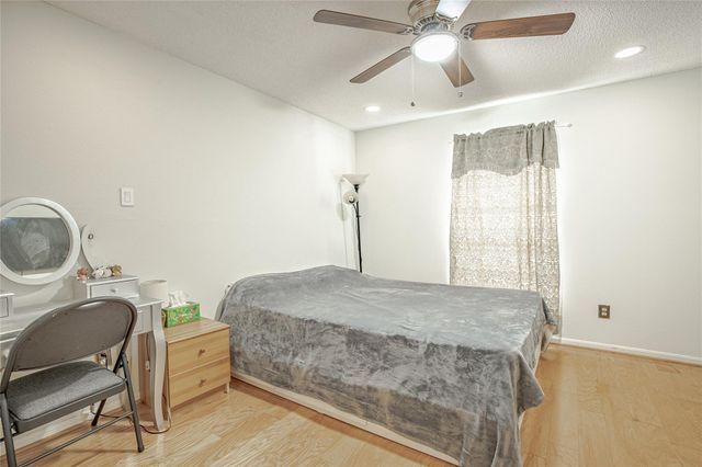1515 Sandy Springs Road 3404, Houston, TX 77042