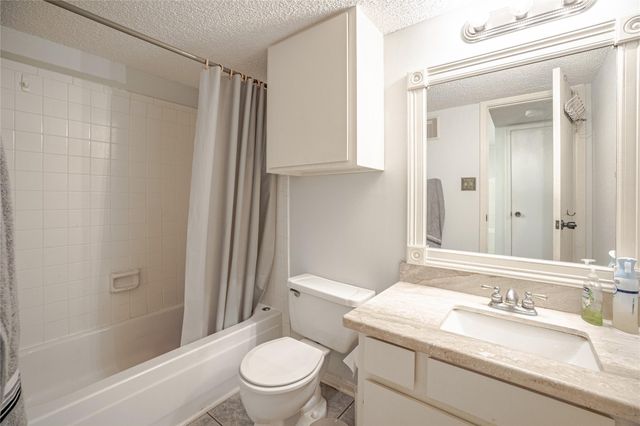 1515 Sandy Springs Road 3404, Houston, TX 77042