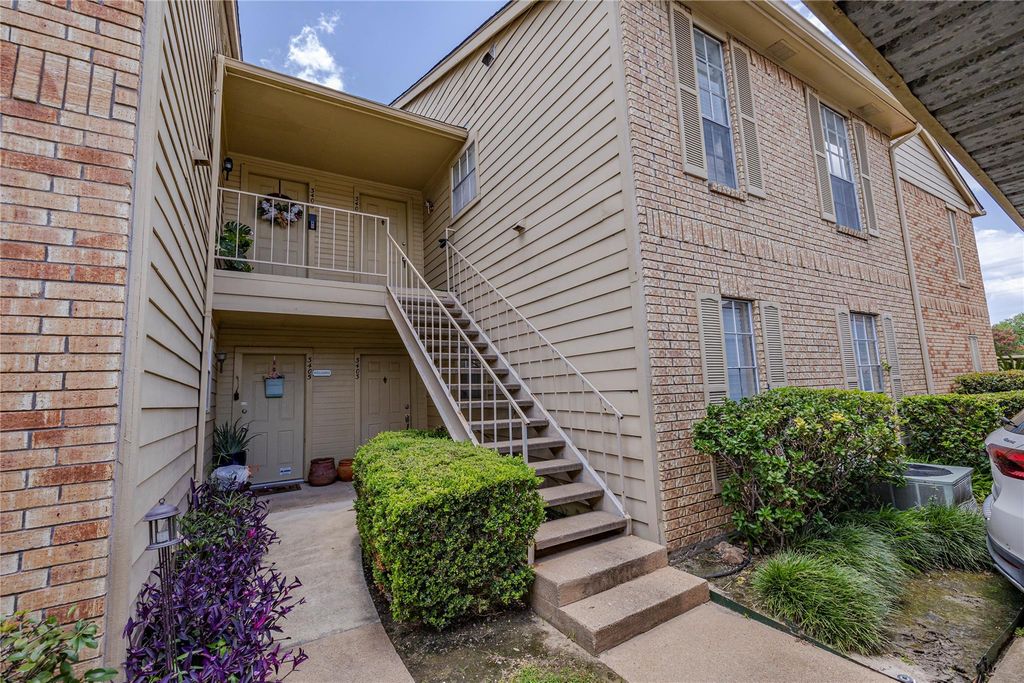 1515 Sandy Springs Road 3404, Houston, TX 77042
