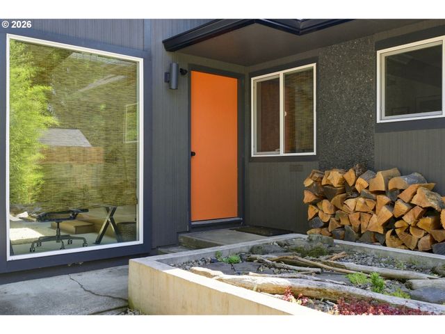 2124 N HUMBOLDT St, Portland, OR 97217