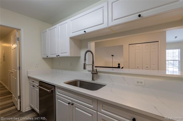 3645 Oakmonte Boulevard, Rochester, MI 48306